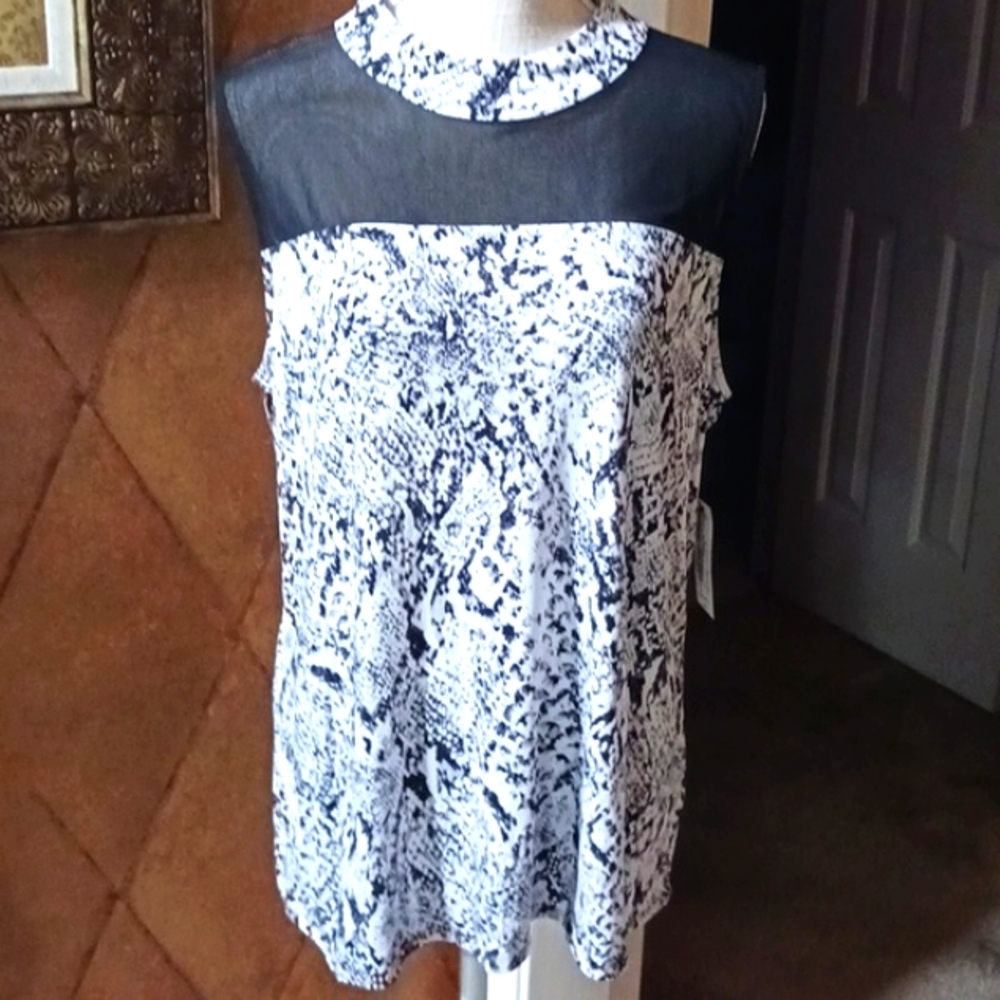 NEW Worthington Black Mesh Python Print Top - Picture 3 of 11